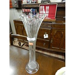 LONG STEM ROSE VASE - CLEAR