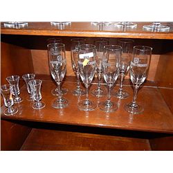 SHELF OF CRYSTAL GLASSES & OTHERS