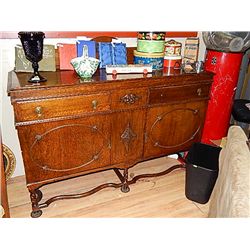 VINTAGE OAK SIDE BOARD