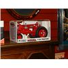 Image 1 : FARMALL F20 TRACTOR