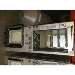TEKTRONIX R7103 OSCILLOSCOPE (print sequence:) 53732 53721 53720 S632438 S605063 S60546
