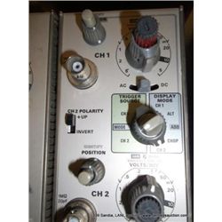 TEKTRONIX 7A18 DUAL TRACE AMPLIFIER PLUG IN