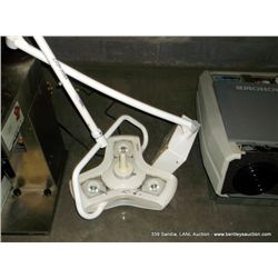 LUMEON MEDICAL LIGHT