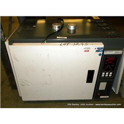 FS 818F ISOTEMP PROGRAMMABLE OVEN