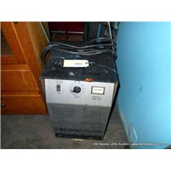 SCHUMMACHER SE-2001 12 VOLT STARTER / CHARGER