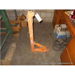 1,000 LB SLIDING HYDRAULIC LIFT