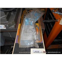LOT: AUTOMOBILE GASKETS