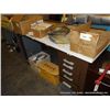 Image 1 : TOOL WORKBENCH