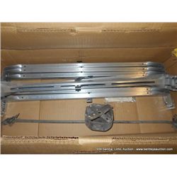 BOX: BRACKETS