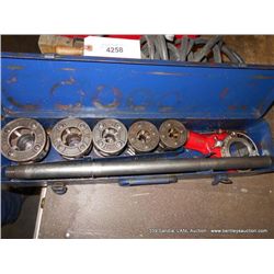 SWORDFISH ENCLOSED RACHET PIPE THREADER