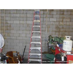 CUPRUM 586-10 10' STEPLADDER