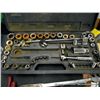 Image 1 : SOCKET SET