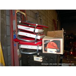 BOX: SCREWS