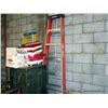 Image 1 : WERNER 8' STEP LADDER