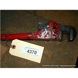 LOT: PIPE WRENCHES, 2X THE MONEY