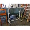 Image 1 : METAL PIPE RACK
