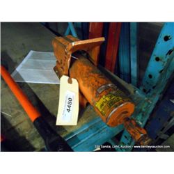 C.H. AIR HYDRAULIC PUMP