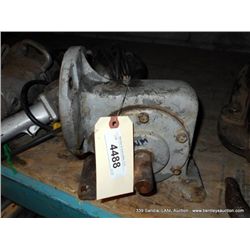 DAYTON GEAR HEAD REDUCER FOR NEMA "C" FLANGE MOTOR