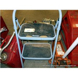 3' STEP LADDER