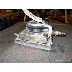 PNEUMATIC FOOT CONTROL