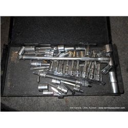 SOCKET SET