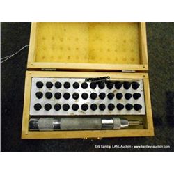 TOOL SET