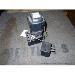 BATTERY CHARGER