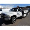 Image 1 : 1999 Dodge 3500 Ram Flatbed Pickup, 139,322 Miles VIN: 3B6MC3659XM571835 Regular Cab, 2WD, RWD, 5.9L
