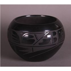 Carmelita Dunlap Medium Black on Black Pottery, signed.