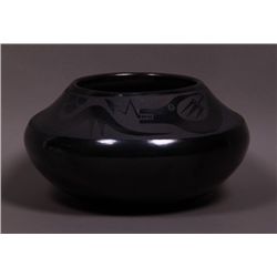 Marie Martinez & Santana (1886-1980) Matte Black on