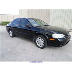 2000 - NISSAN MAXIMA