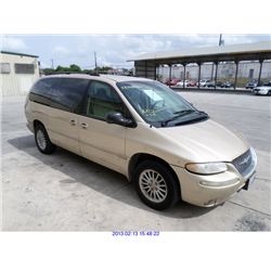 1999 - CHRYSLER TOWN AND COUNTRY