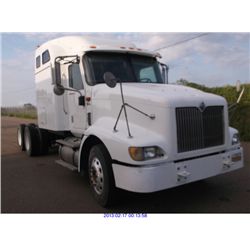 2004 - INTERNATIONAL TRACTOR