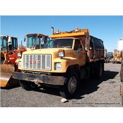 1992 GMC Topkick Dump Truck, 194,393 MILES VIN: 1GDM7H1J0NJ523051, Conventional Cab, 4x2, 6.6L, L6, 
