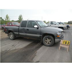 2000 Chev 1500 4x4 1GCEK19T0YE263140