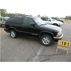 2000 Chev Blazer LS 1GNCT18W5YK240431