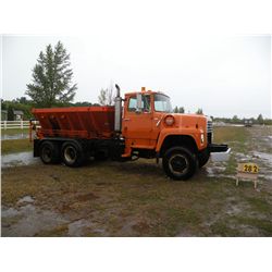1982 Ford 8000 1FDYU80U1CVA43385