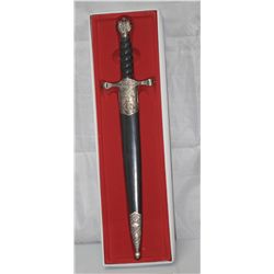 COLLECTORS EDITION 13  SAILORS DAGGER