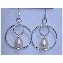 23.40 CTW WHITE PEARL DANGLING EARRING