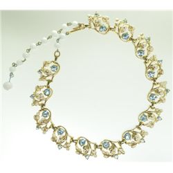 Vintage Signed Coro Necklace in Excellent Condition!
