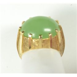 Estate 14K yellow gold Jade ring, size 5