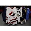 Image 2 : LOT OF 100 ASSORTED HOCKEY JERSIES INCLUDES ROLLING RACK