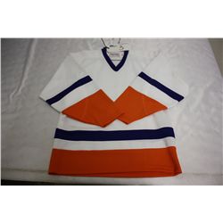 LOT OF 195 WHITE N.Y.I. JERSIES