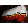 Image 2 : LOT OF 214 WHITE CALGARY JERSIES
