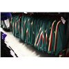 Image 2 : LOT OF 168 GREEN MINNESOTA JERSIES