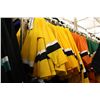 Image 2 : LOT OF 94 YELLOW JERSIES