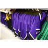 Image 2 : LOT OF 148 PURPLE/BLACK ROLLER HOCKEY JERSIES