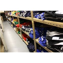 LOT OF APROX. 500 SHORTS