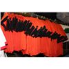 Image 2 : LOT OF 188 ORANGE/BLACK JUNIOR SOCCER JERSIES