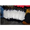 Image 2 : LOT OF 169 BLUE/WHITE JUNIOR SOCCER JERSIES